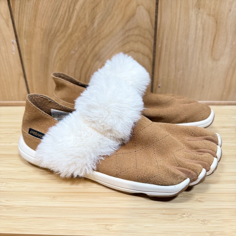 PELUVA Zen Barefoot Fingers Sneakers Slip On Women 7.5 Chestnust Suede Faux Fur